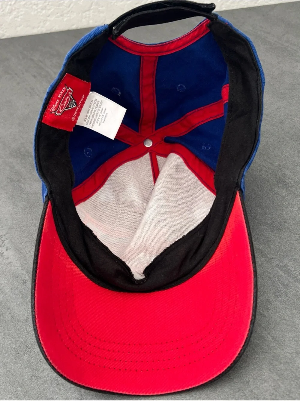 Disney Cars 2 Lightning McQueen Hook & Loop Adjustable Cotton Hat Ball Cap Youth